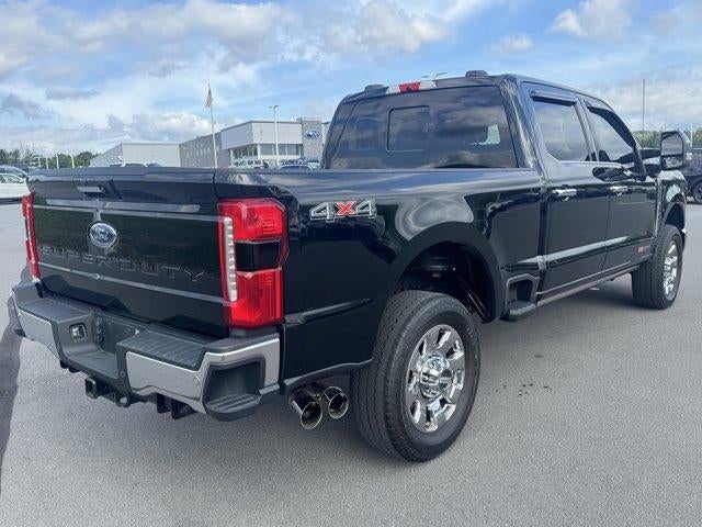 2023 Ford Super Duty F-250 SRW LARIAT 4WD Crew Cab 6.75' Box