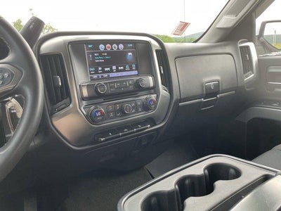 2017 Chevrolet Silverado 1500 Double Cab Standard Box 4-Wheel Drive LT Z71
