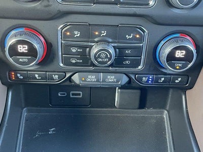 2022 Chevrolet Suburban 4WD High Country