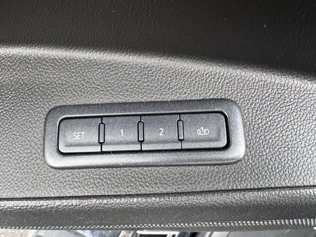 2019 Chevrolet Suburban 4WD 1500 LT