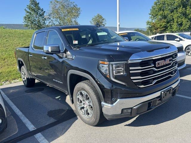 2025 GMC Sierra 1500 Crew Cab Short Box 4-Wheel Drive SLT