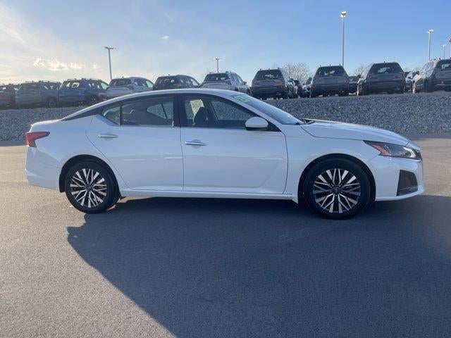 2023 Nissan Altima 2.5 SV AWD Sedan