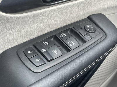 2024 Chrysler Pacifica Touring L FWD