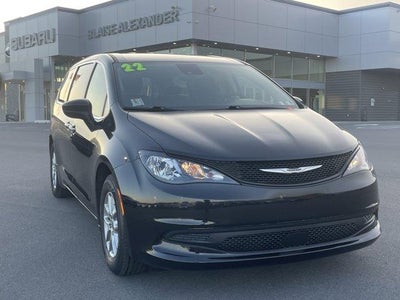 2022 Chrysler Voyager LX FWD