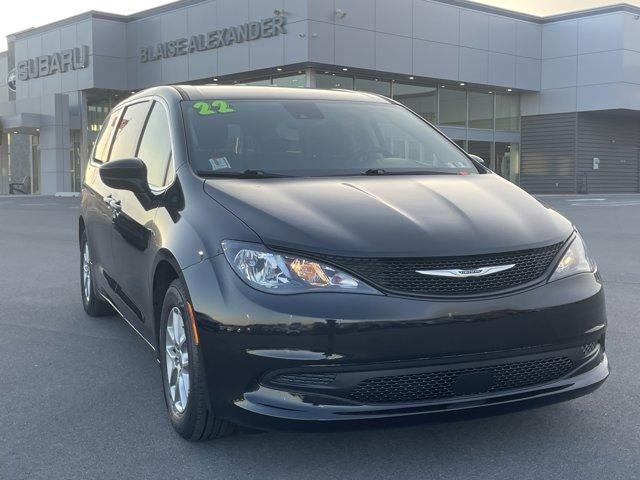 2022 Chrysler Voyager LX FWD