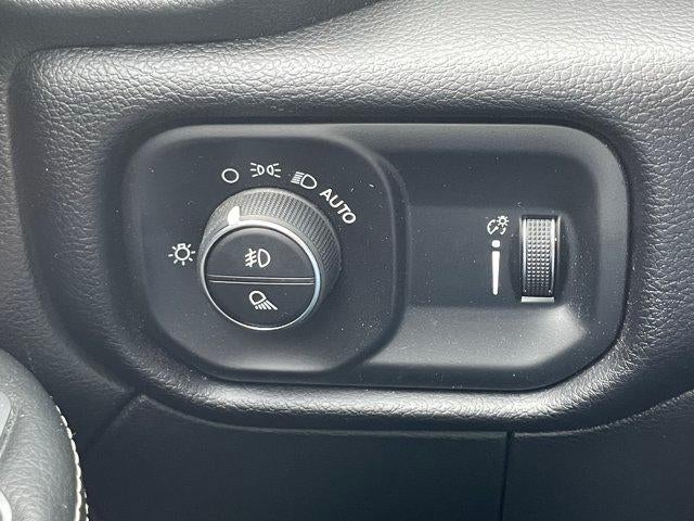 2024 RAM 3500 Big Horn 4x4 Crew Cab 8' Box