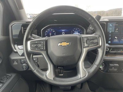 2023 Chevrolet Silverado 1500 Crew Cab Short Box 4-Wheel Drive LT 1LT