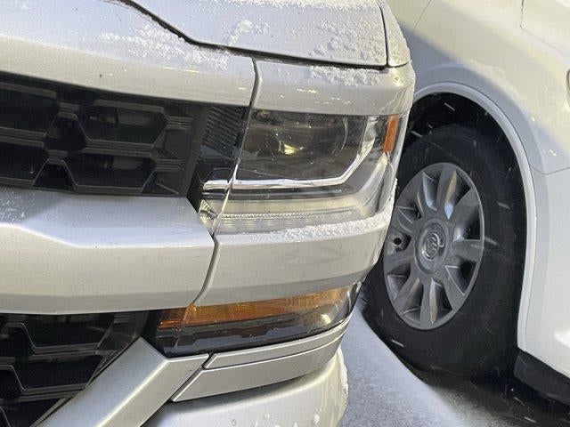 2018 Chevrolet Silverado 1500 Crew Cab Short Box 4-Wheel Drive Custom