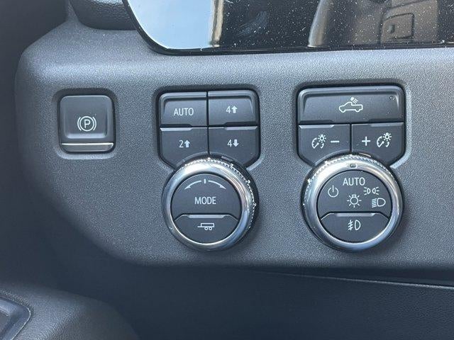 2023 GMC Sierra 1500 Crew Cab Short Box 4-Wheel Drive Elevation 3SB