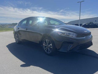 2023 Kia Forte LXS IVT