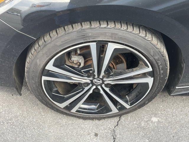 2021 Nissan Sentra SR CVT