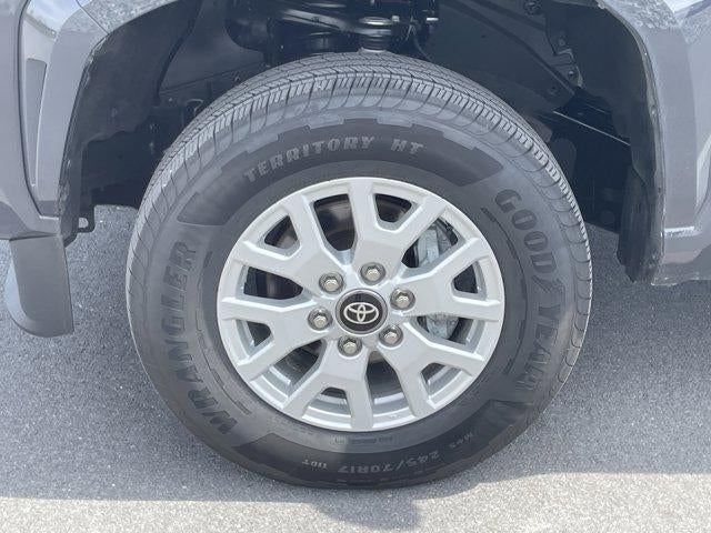 2025 Toyota Tacoma 4WD 4WD SR5 Double Cab 5' Bed AT (GS)