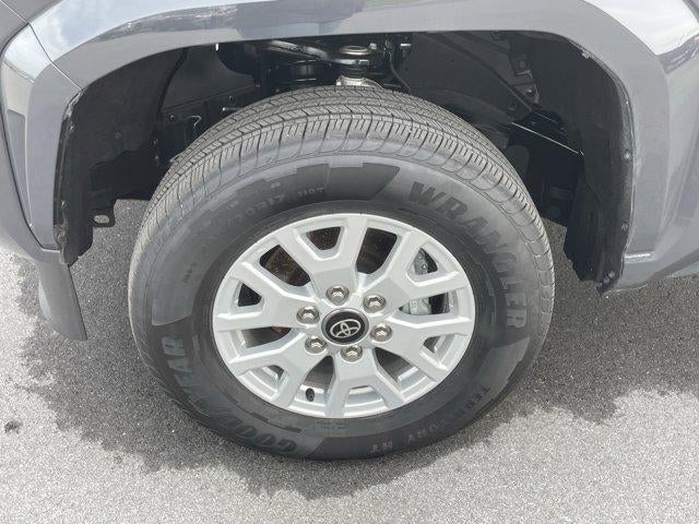 2025 Toyota Tacoma 4WD 4WD SR5 Double Cab 5' Bed AT (GS)