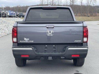 2017 Honda Ridgeline RTL-T 4x4 Crew Cab 5.3' Bed