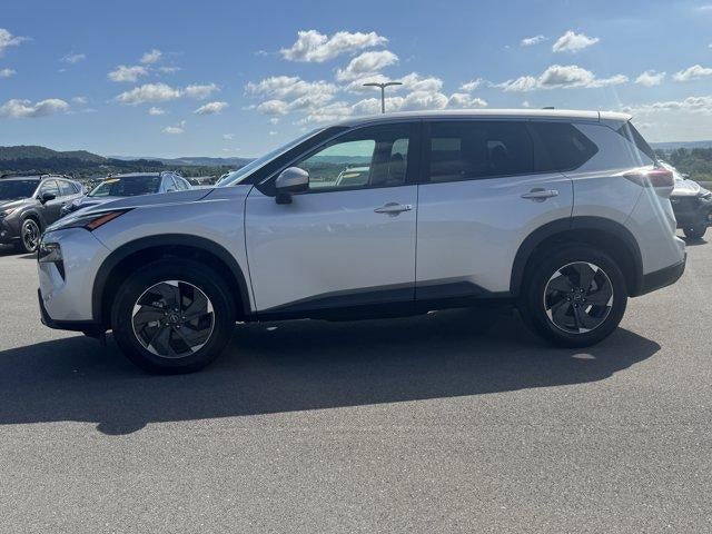 2025 Nissan Rogue AWD SV