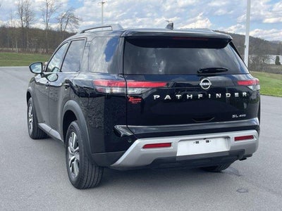 2025 Nissan Pathfinder SL 4WD