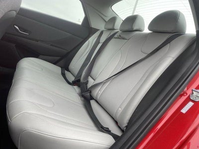 2022 Hyundai ELANTRA Limited IVT