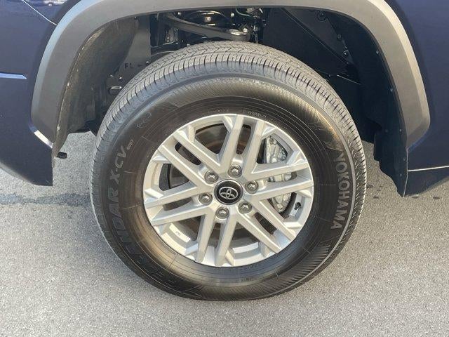 2025 Toyota Tundra 4WD 4WD SR5 CrewMax 5.5' Bed (SE)