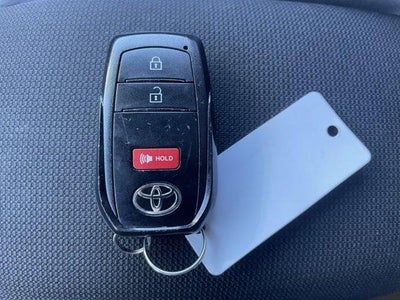 2024 Toyota Corolla Cross Hybrid SE 4WD (Natl)