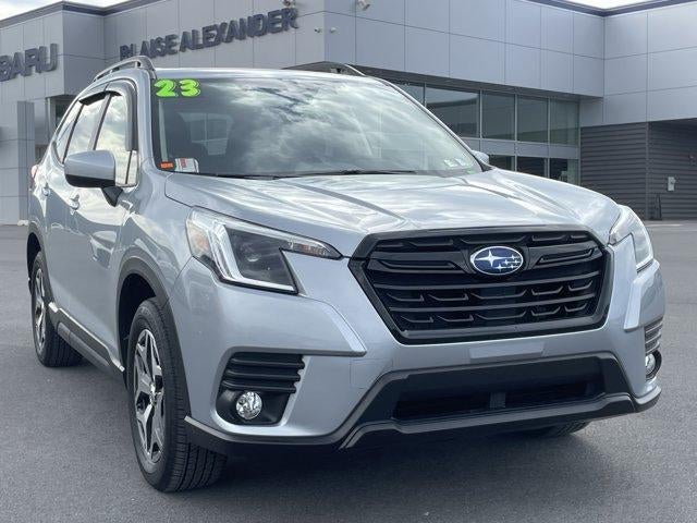 2023 Subaru Forester Premium CVT