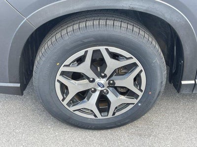 2023 Subaru Forester Premium CVT