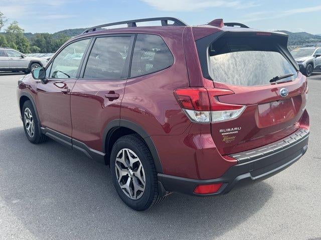 2022 Subaru Forester Premium CVT