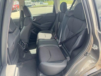 2021 Subaru Forester Premium CVT