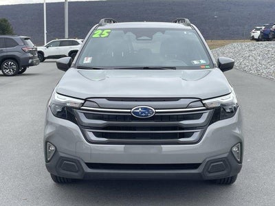 2025 Subaru Forester Premium AWD