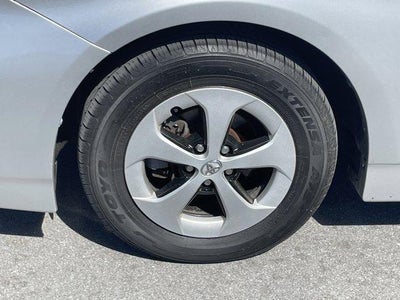 2014 Toyota Prius 5dr HB Two (SE)