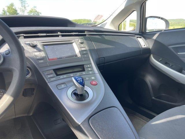 2014 Toyota Prius 5dr HB Two (SE)