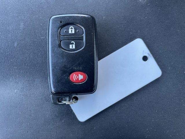 2014 Toyota Prius 5dr HB Two (SE)