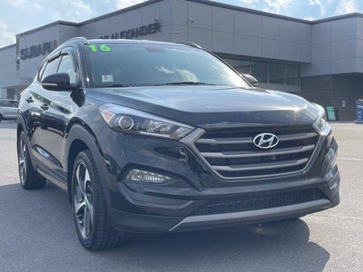 2016 Hyundai TUCSON FWD 4dr Sport