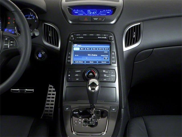 2010 Hyundai GENESIS Coupe 2dr 3.8L Man Track