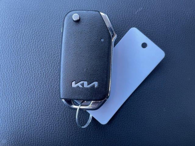 2023 Kia Soul LX IVT