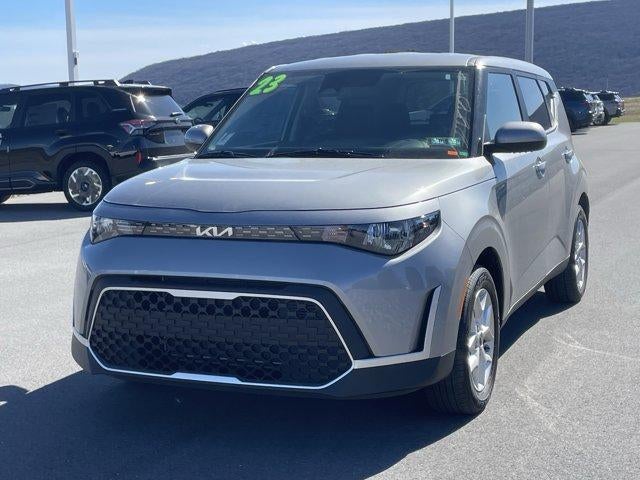 2023 Kia Soul LX IVT