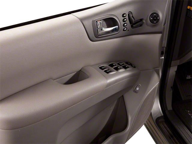 2011 Kia Sedona 4dr LWB LX