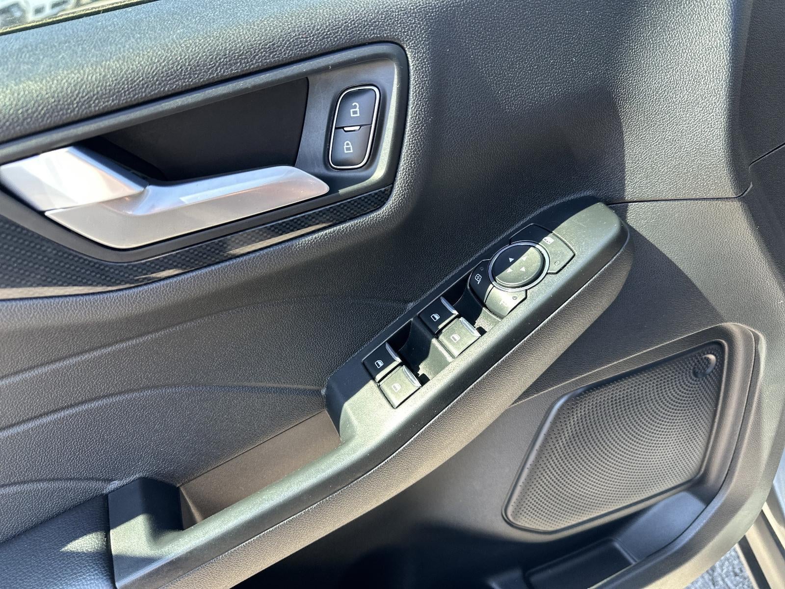 2025 Ford Escape ST-Line AWD