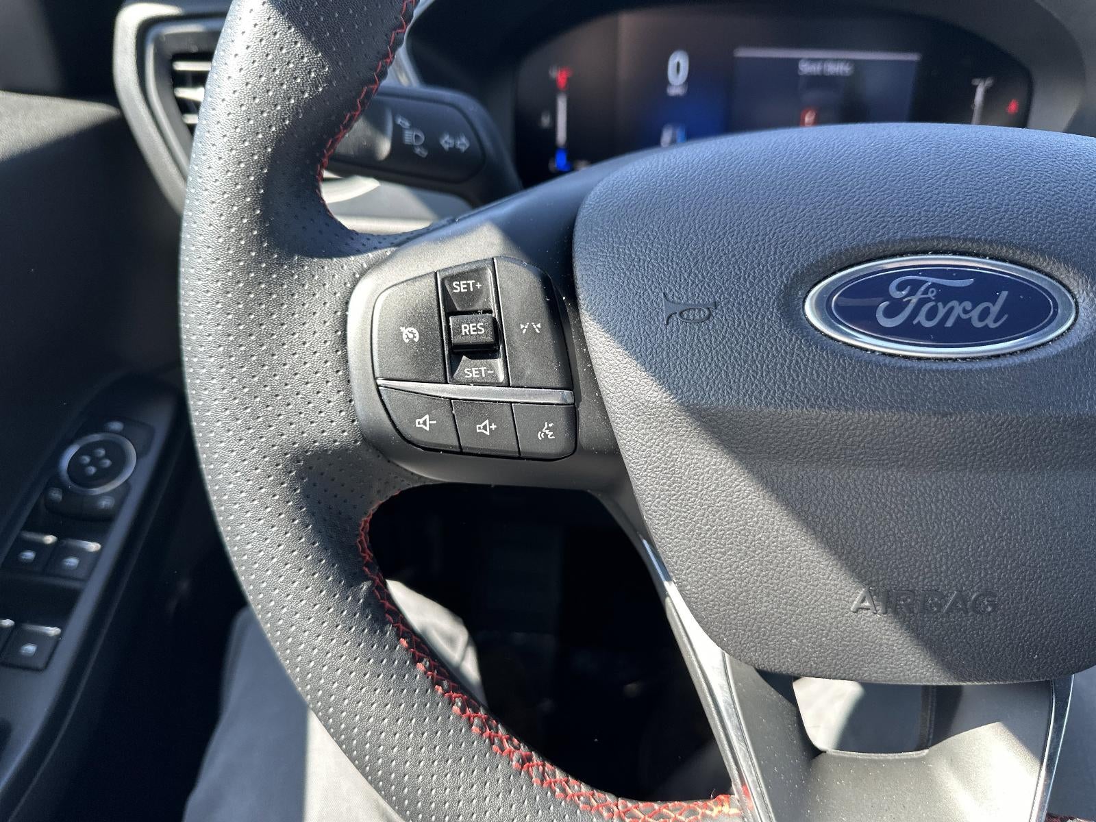 2025 Ford Escape ST-Line AWD