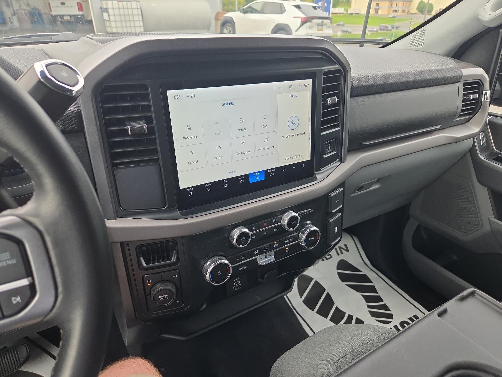 2025 Ford F-150 XLT 4WD SuperCrew 5.5' Box