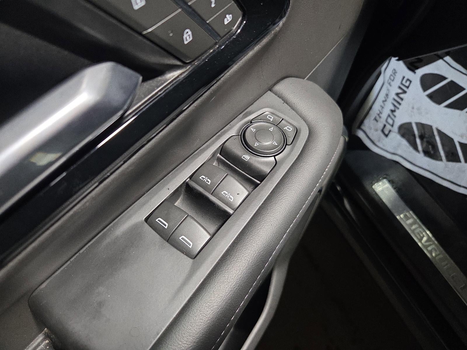 2025 Chevrolet Suburban 4WD Z71