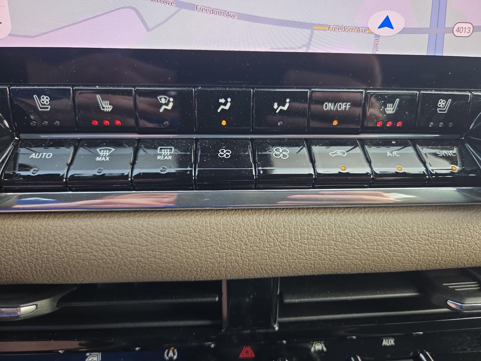 2024 GMC Canyon Crew Cab Short Box 4-Wheel Drive Denali