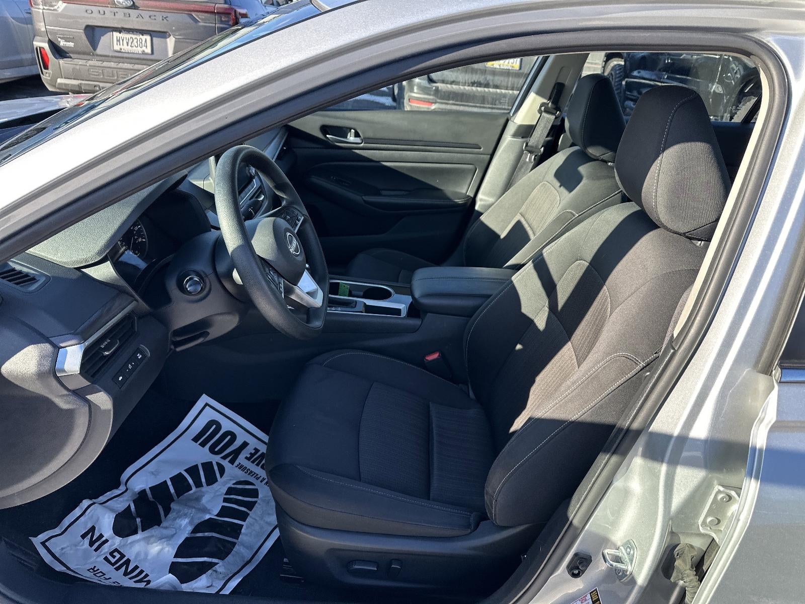 2024 Nissan Altima 2.5 SV Sedan