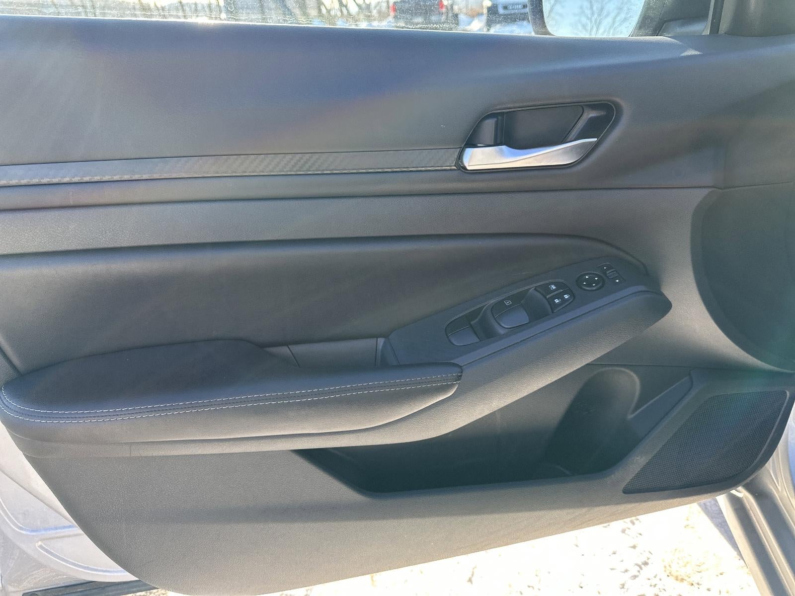 2024 Nissan Altima 2.5 SV Sedan