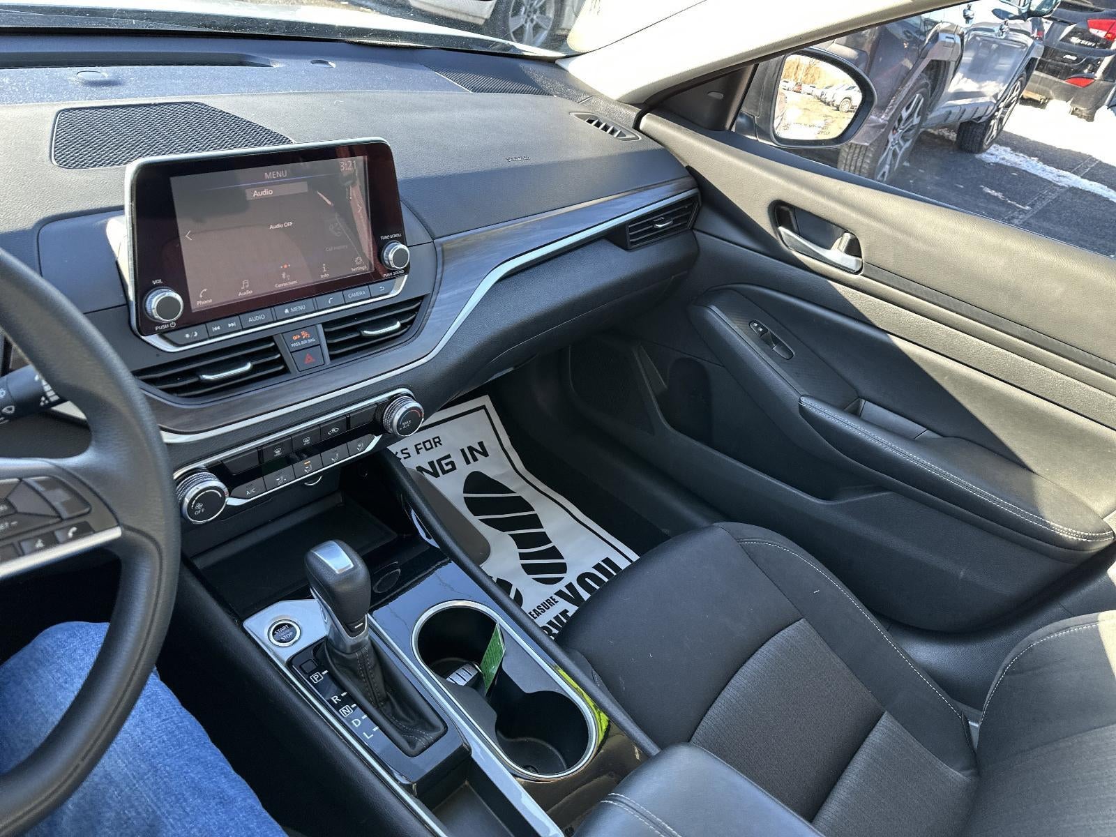 2024 Nissan Altima 2.5 SV Sedan