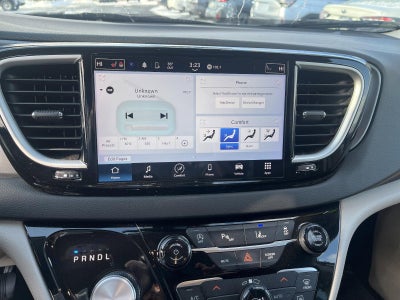 2024 Chrysler Pacifica Touring L FWD