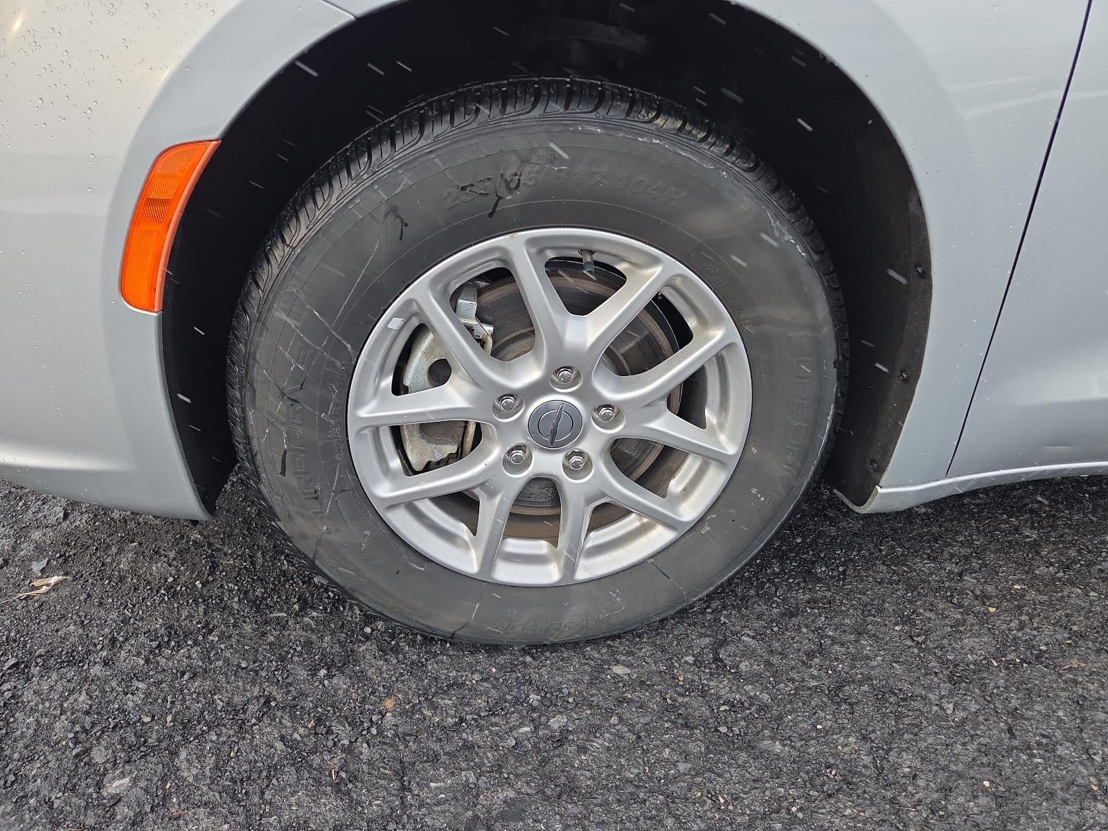 2024 Chrysler Pacifica Touring L FWD