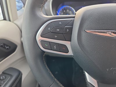 2024 Chrysler Pacifica Touring L FWD