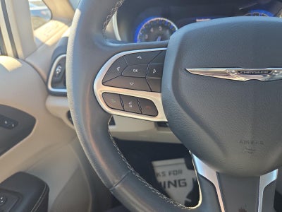 2024 Chrysler Pacifica Touring L FWD