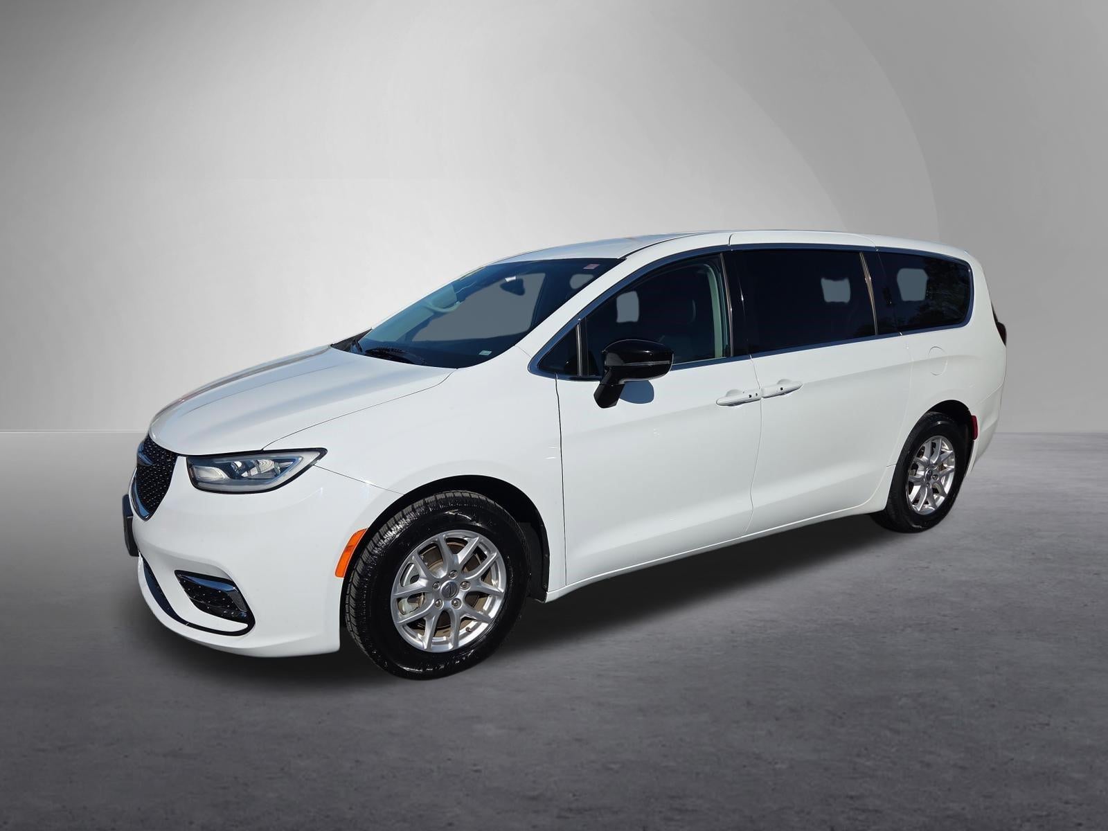 2024 Chrysler Pacifica Touring L FWD