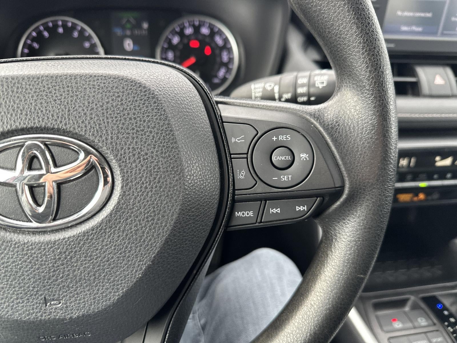 2021 Toyota RAV4 XLE AWD (Natl)